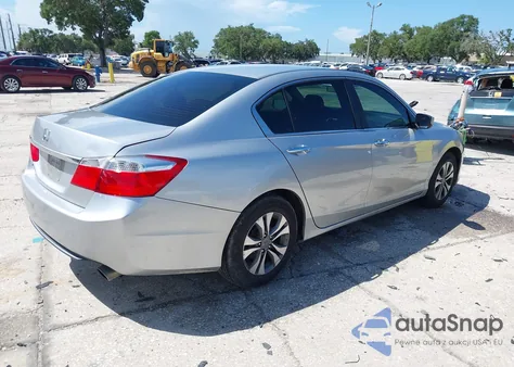 2015 Honda Accord Lx z USA, uszkodzony, nr VIN 1HGCR2F3XFA128184